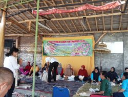 Bersama Lurah, Babinsa Pajang Hadiri Giat Pelatihan Dan Ketrampilan Bank Sampah