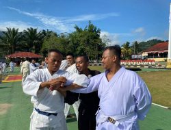Mantapkan Perorangan, Personel Brimob Kalbar Asah Kemampuan Beladiri