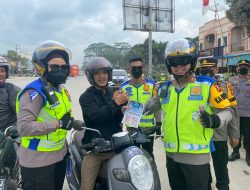 Kapolres Pelalawan Didampingi Kasat Lantas Tinjau Langsung Pelaksanaan Operasi Zebra Lancang Kuning 2023