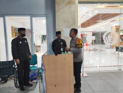 Bhabinkamtibmas Wiayah Hukum Polsek Cibinong Polres Bogor Laksanakan Giat Sambang Sampaikan Pesan /Himbauan Kamtibmas dan Ajak Cegah TPPO