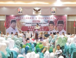 Ribuan Emak-emak dari 540 Majelis Taklim Kota Bandung-Cimahi Deklarasi Dukung Prabowo