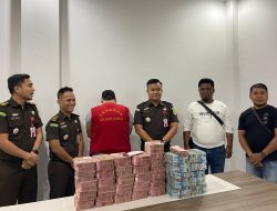 Satresnarkoba Serahkan Tersangka Tindak Pidana Penyalahgunaan Narkotika dan Pencucian Uang ke Kejaksaan Negeri Dumai