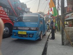 Bhabinkamtibmas Wilayah Hukum Polsek CWI (Ciawi) Polres Bogor Laksanakan Giat Gatur Lalin Agar Kondusif dan Melayani Masyarakat