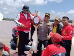 Festival Menjaring Ikan Patin Kualo Berlangsung Meriah, Kapolres Pelalawan Himbau Masyarakat Jaga Kamtibmas