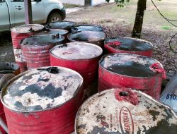 Jajaran Polres Melawi Berhasil Amankan Barang Bukti Sebanyak 2310 Liter BBM Dari Dua Tersangka BHN Als Uj dan SKD Als KD