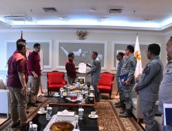 Kepala Bakamla RI Terima Surat Menteri PANRB Peningkatan Tunjangan Kinerja Pegawai