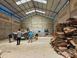 Gunakan Listrik PLN, Dua Industri Peternakan Ayam di Singkawang Optimis Mampu Tingkatkan Produktivitas Usaha