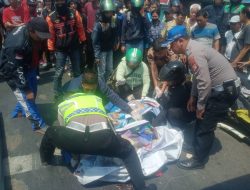 Pemotor Wanita Meninggal Terlindas Truk Trailer di Karawaci Kota Tangerang, Polisi periksa sopir