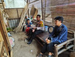 Bhabinkamtibmas Wilayah Hukum Polsek Cibinong Laksanakan Kegiatan Sambang Sampaikan Pesan /Himbauan Kamtibmas