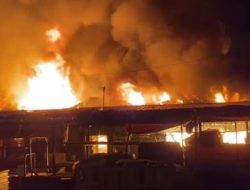 Kebakaran Hebat Melanda Pasar Leuwiliang