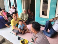 BHABINKAMTIBMAS WILAYAH HUKUM POLSEK CIGUDEG MELAKSANKAN SAMBANG KE LINGKUNGAN MASYARAKAT DAN BERIKAN HIMBAUAN KAMTIBMAS DAN AJAK CEGAH TPPO