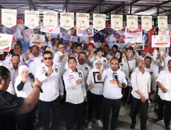 Di Depan Relawan Bintang Prabowo 08 , Haris Rusly Moti: Takdir Alam Pak Prabowo Presiden!