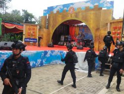 Memberikan Rasa Aman Dalam Beribadah, Brimob Kalbar Sterilisasi Klenteng Thai Shin Ja