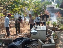 Keren..!! Babinsa Karangasem Pelopori Kerja Bakti di Wilayah Binaan