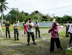 Peringati Hari Olahraga Nasional Di Ujung Timur Papua Satgas Yonif 122/TS Pos Kotis Gelar Senam Lansia Dan Pengobatan Gratis