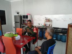 Melalui Komsos Babinsa Jalin Tali Persaudaraan Dan Ciptakan Situasi Nyaman Bersama Warga