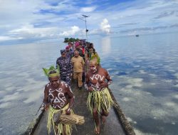 KRI dr. Wahidin Sudiro Husodo-991 Dukung Ekspedisi Kebangsaan Pulau Mapia