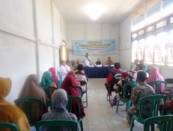 Ini Pesan Yang Disampaikan Bhabinkamtibmas Polsek Bunut Hulu Saat Menghadiri Penyaluran BLT-DD