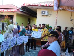 Pemerintah Kota Palangkaraya Serahkan Bantuan Mesin Jahit Industri Untuk IKM Warnarupa
