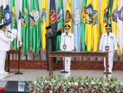 Mendagri Resmi Lantik Pj. Gubernur Sumsel dan Kaltim