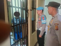Provos Dan Anggota Jaga Tahanan Wilayah Hukum Polsek Ciampea Melaksanakan Kontrol Dan Cek Tahanan Dan Berikan Pesan Moral