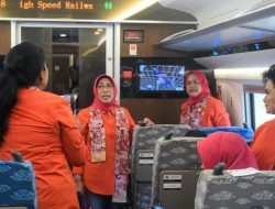 Ibu Iriana dan OASE KIM Jajal Kereta Cepat WHOOSH