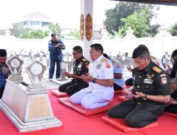 Jelang HUT TNI ke 78, Panglima TNI Ziarah Ke Makam Jenderal Soedirman