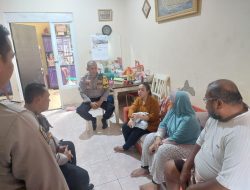 Wilayah Hukum Polsek Cileungsi Wujud Sinergi dengan Masyarakat Bhabinkamtibmas Desa Jatisari Laksanakan pengecekan TKP Laporan KDRT
