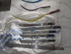 Jaga Kondusifitas Wilayah Bhabinkamtibmas Wilayah Hukum Polsek Rumpin Kunjungi Warga Beri Pesan Kamtibmas Dan Ajak Cegah TPPO