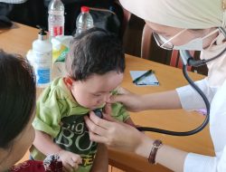 Akhir Pekan Dokter Keliling Prabowo Beri Pengobatan Gratis ke Ratusan Warga