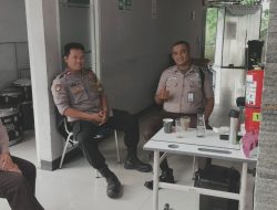Bhabinkamtibmas Desa Cipayung Wilayah Hukum Polsek Megamendung Sambang Security Berikan Pesan Kamtibmas Dan Ajak Cegah TPPO