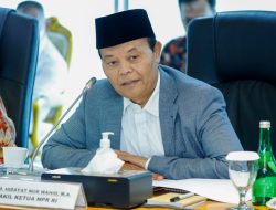 Hidayat Nur Wahid: MKRI Harus Konsisten Seperti Putusan Terdahulu