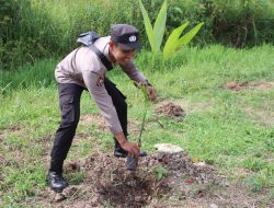 Peringati Hut Humas Polri Ke–72, Polda Kalbar Beserta Jajaran Gelar Penanaman Pohon Serentak