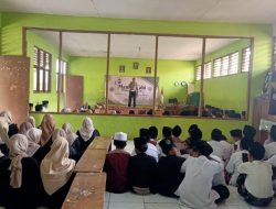 Panit Lantas Polsek Ciampea Polres Bogor Polda Jabar, Giat Sambang Silaturahmi Dalam Rangka Maulid Nabi Muhammad Saw ke MTs Manbaul ullum