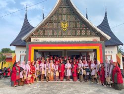 Jalin Silaturahmi, Komunitas Boreh Rondang Riau Kunjungi Bundo Kanduang Kota Payakumbuh