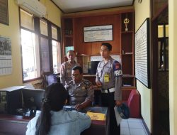 Piket Pawas Wilayah Hukum Polsek Ciomas Polres Bogor Monitoring Pelayanan SPKT Kepada Masyarakat Secara Humanis