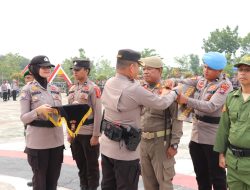 Kapolres Pelalawan Pimpin Apel Gelar Pasukan Operasi Mantap Brata 2023-2024