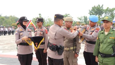 Kapolres Pelalawan Pimpin Apel Gelar Pasukan Operasi Mantap Brata 2023-2024