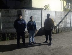 Bhabinkamtibmas Wilayah Hukum Polsek Csr (cisarua) Polres Bogor Cek Pos Kamling Sampaikan Pesan Kamtibmas