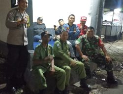 Bhabinkamtibmas dan Babinsa Wilayah Hukum Polsek CSR (cisarua) Polres Bogor Bersinergi Kontrol Pos Kamling dan Sampaikan Pesan Kamtibmas dan Ajak Jaga Wilayah Kondusif