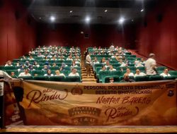 Polresta Pekanbaru dan Bhayangkari Gelar Nonton Bareng Film Aku Rindu