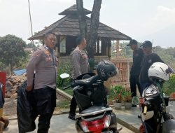 Bhabinkamtibmas Desa Sukagalih Wilayah Hukum Polsek Megamendung Melaksanakan Giat Sambang Warga Desa sukagalih Kecamatan Megamendung Beri Pesan Kamtibmas