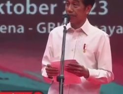 Jokowi di Depan Relawan Projo: Siapa Yang Kita Pilih, Sabar Dulu