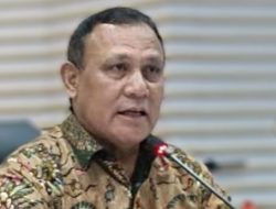 Berikut Penjelasan Ketua KPK Firli Bahuri Terkait Foto di Lapangan Bulutangkis