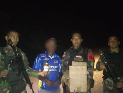 Satgas Yonif Gagalkan Upaya Penyeludupan Miras Di Malam Hari Di Jalur Perlintasan Tapal Batas Pikere dengan Jalan Kampung Pitewi Papua