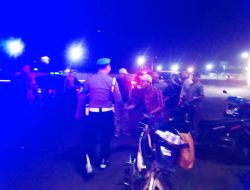 Polres Cilegon Bersama Polsek Jajaran Laksnakan Blue Light Patrol Serentak