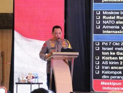 Kapolri Beri Kuliah Kebangsaan Di Unhas Makassar