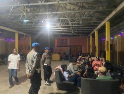 Propam Polres Bima Kota Melakukan Razia Personil Yang Masuk ke Tempat Hiburan Malam