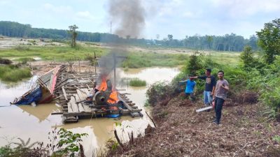 Respon Cepat, Polsek Pangean Tertibkan 5 Unit Rakit PETI di Desa Pulau Deras dan Tanah Bekali 