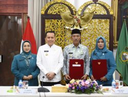 Pj Gubernur Agus Fatoni Serahkan Surat Tugas Plt Bupati OKI kepada Dja’far Shodiq